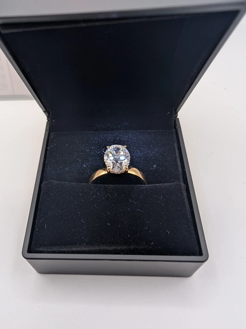 2.58 CT Oval Lab Diamond Ring IGI Certified F VS1 14K Gold Hidden Halo Cigar Ban